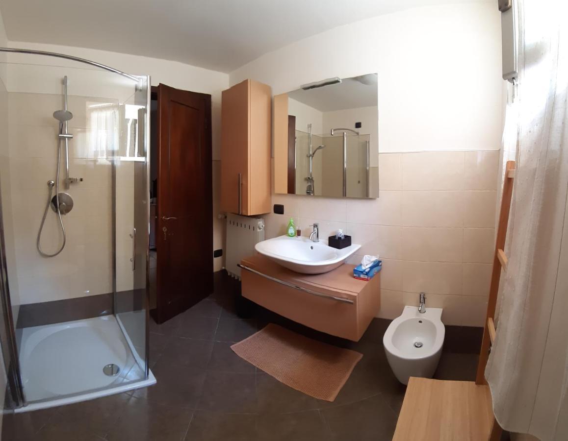 Villa Leilani B&B Sale Marasino Dış mekan fotoğraf