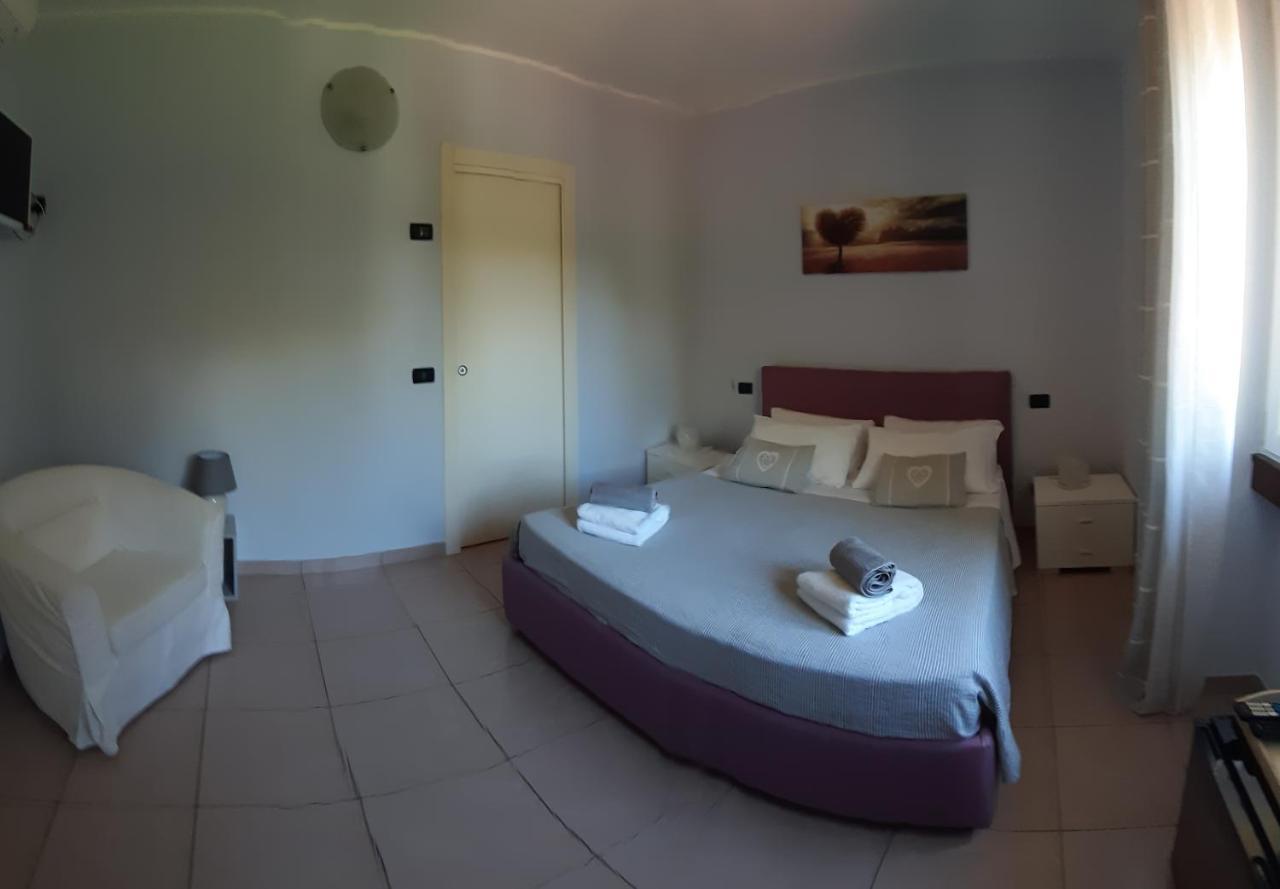 Villa Leilani B&B Sale Marasino Dış mekan fotoğraf