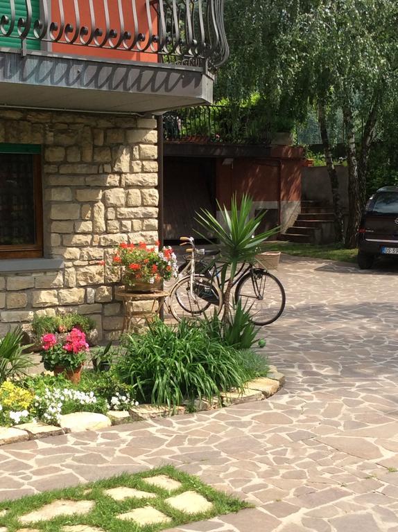 Villa Leilani B&B Sale Marasino Dış mekan fotoğraf