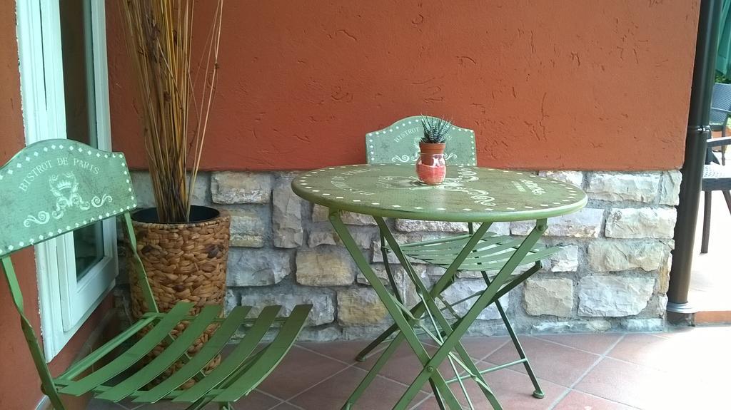 Villa Leilani B&B Sale Marasino Dış mekan fotoğraf