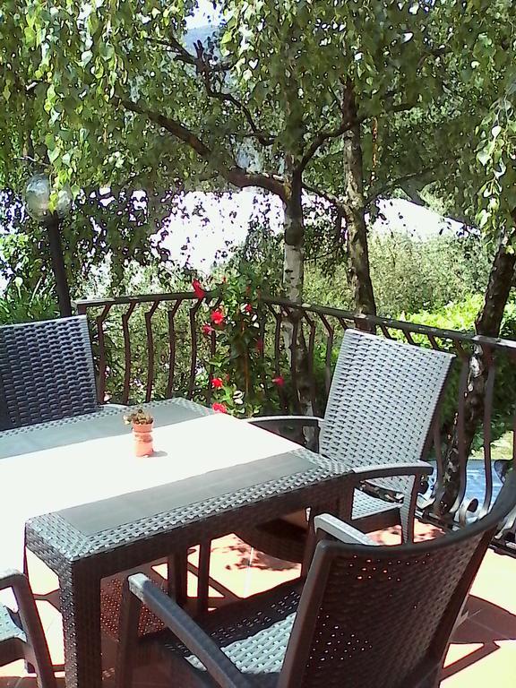 Villa Leilani B&B Sale Marasino Dış mekan fotoğraf